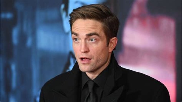 Robert Pattinson Confirms He’s Not Playing Kurt Cobain & Calls Courtney Love A ‘D*ck’ For Dissing Him!